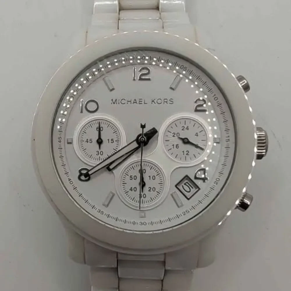 Michael Kors MK5161 Women's Runway White Ceramic Chronograph Watch NEW BATTERY